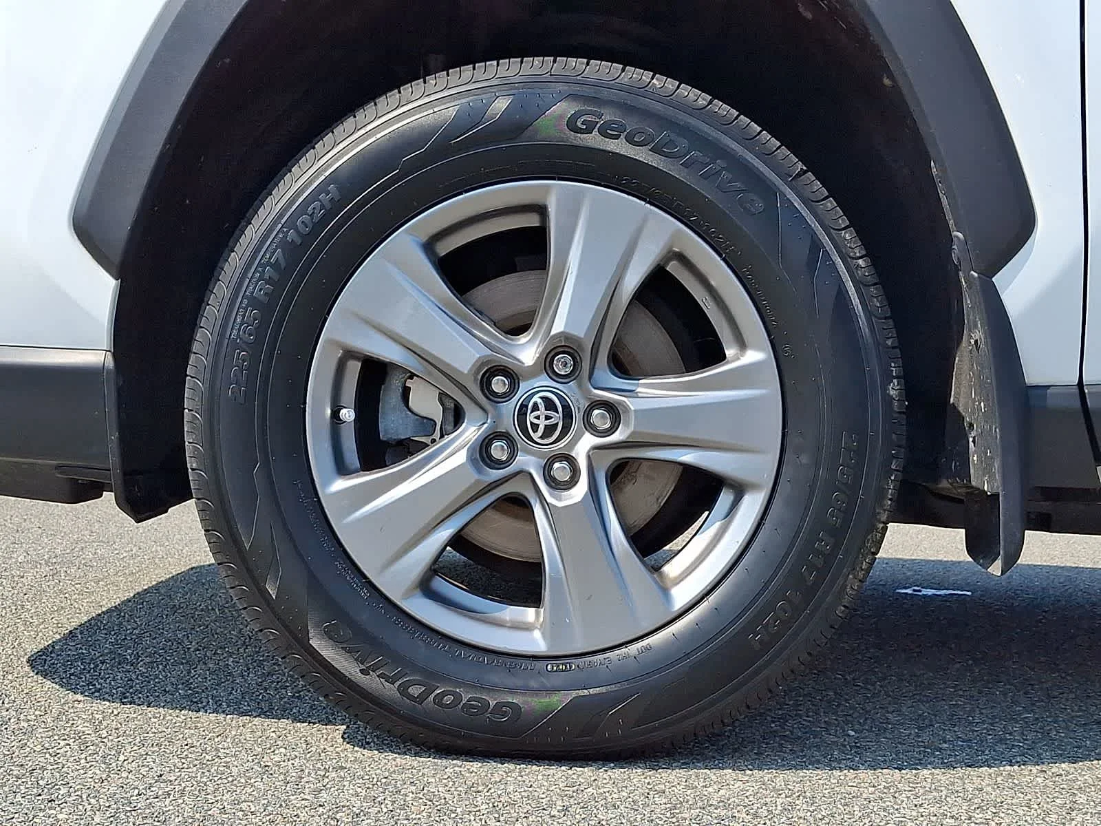 Certified Used 2024 Ice Cap Toyota XLE image 10