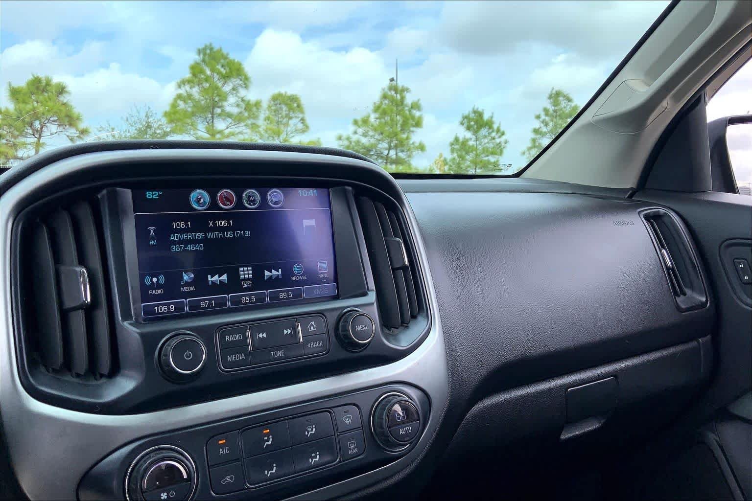 Used 2016 Cyber Gray Metallic Chevrolet 4WD LT image 35