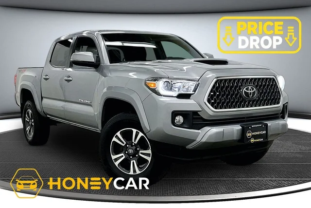 Pre-Owned 2019 Toyota Tacoma TRD Sport