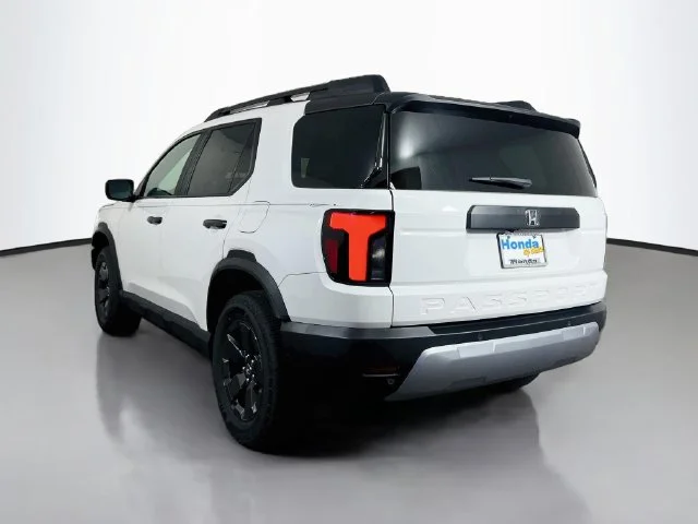 New 2026 Platinum White Pearl Honda RTL image 6