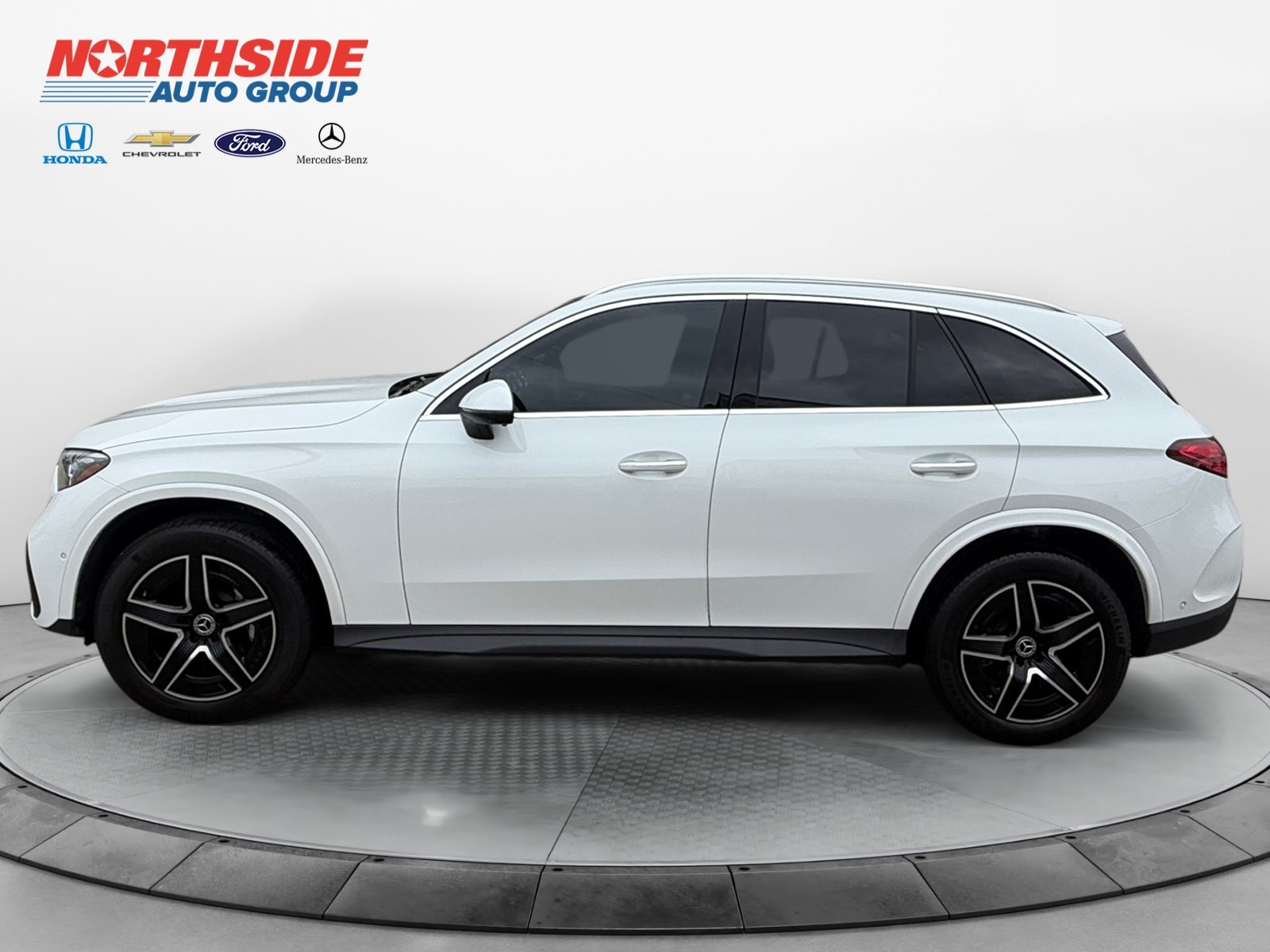 Certified Used 2026 Manufaktur Moon Mercedes-Benz GLC 300 image 4
