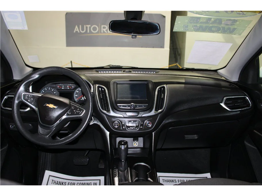 Used 2018 Summit White Chevrolet LT image 14