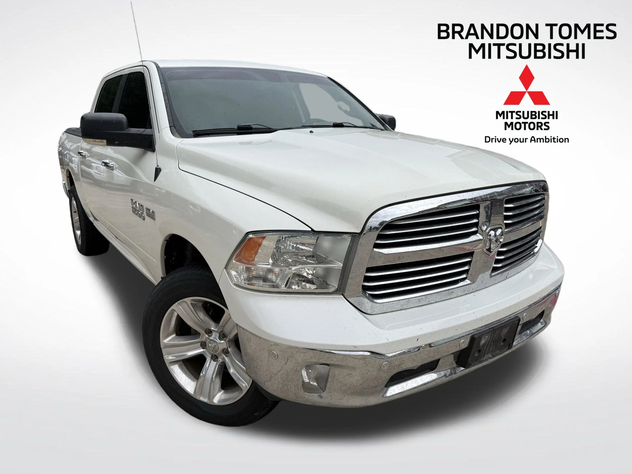 2016 RAM 1500 Lone Star 4x4 Crew Cab 5'7's photo