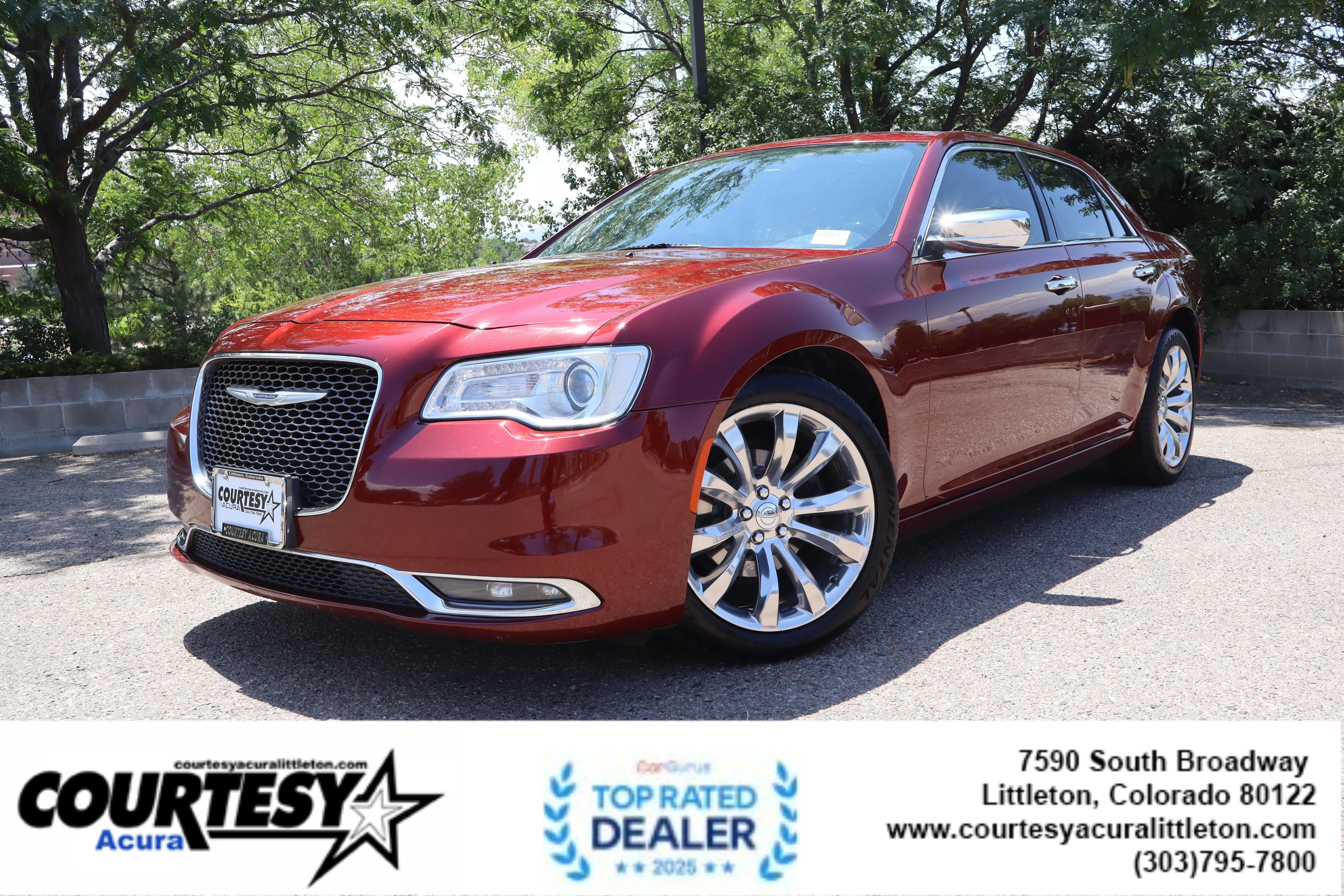 Used 2020 Velvet Red Pearlcoat Chrysler Limited image 1
