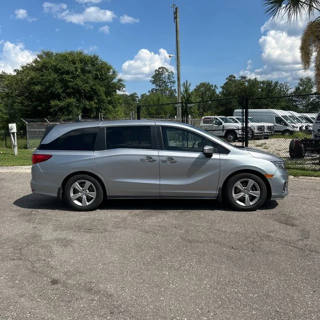 Used 2020 Lunar Silver Metallic Honda EX-L image 3