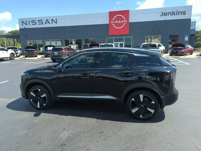 Used 2025 Black Nissan SR image 10