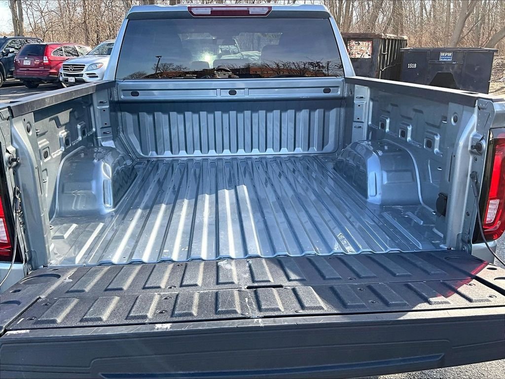 Used 2026 Silver GMC SLT image 32