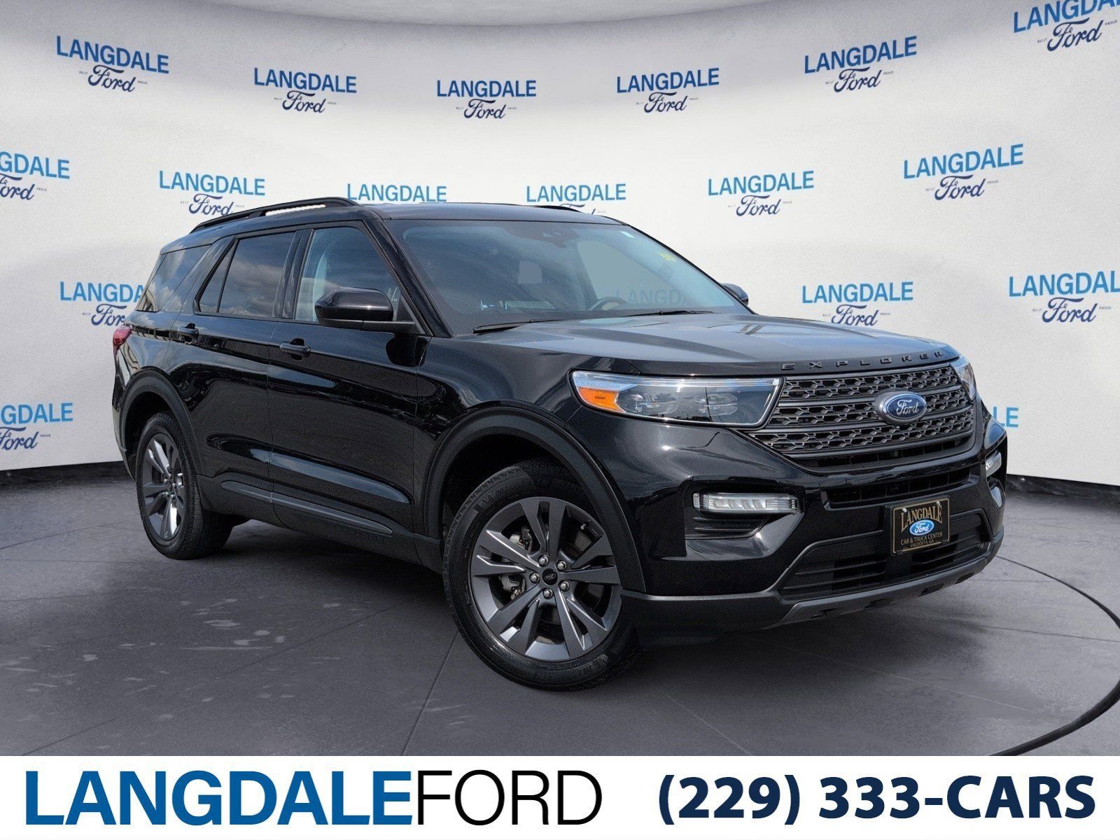 2022 Ford Explorer XLT 4WD's photo