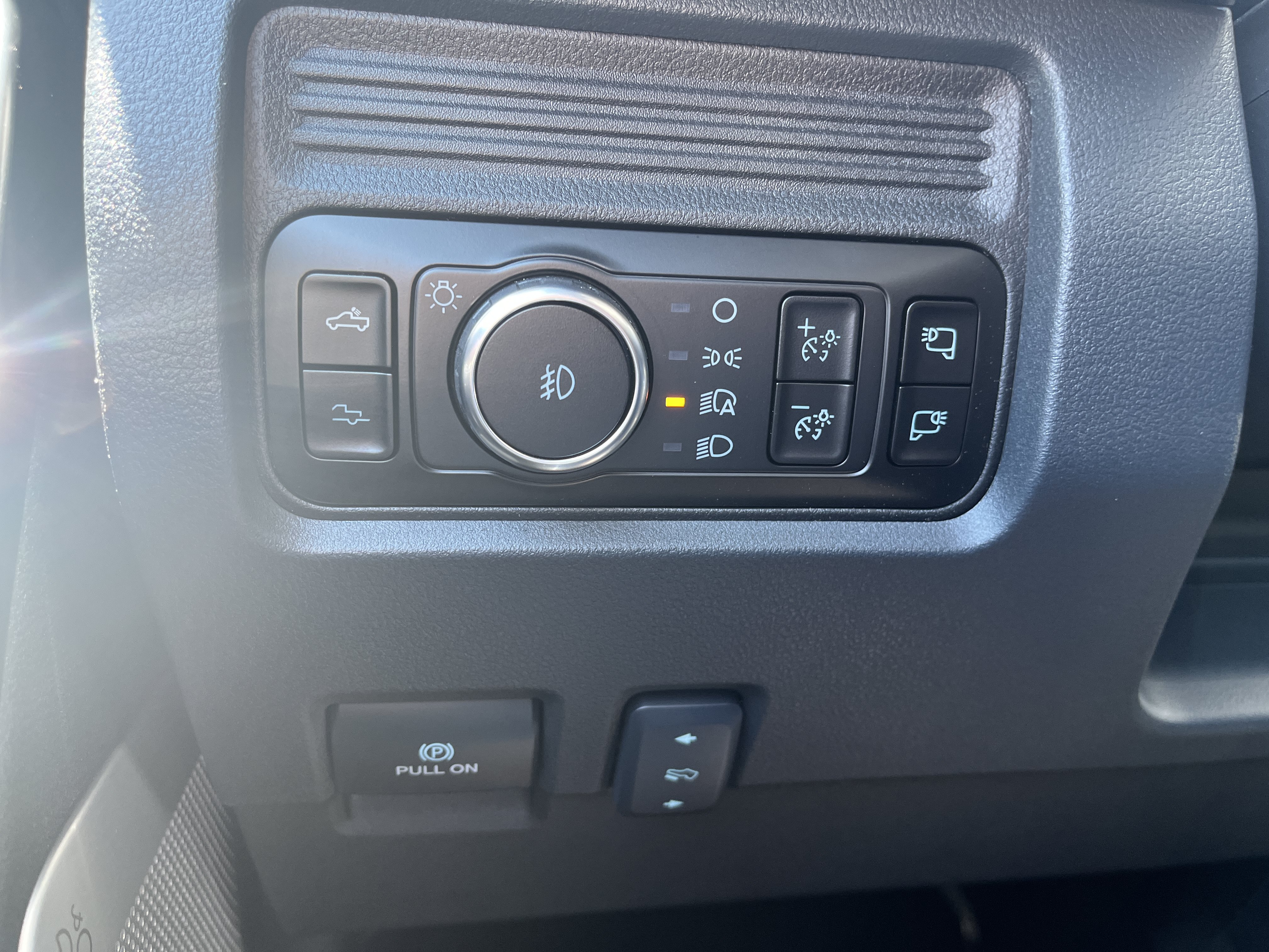 New 2026 Agate Black Metallic Ford F-250® Platinum® image 22