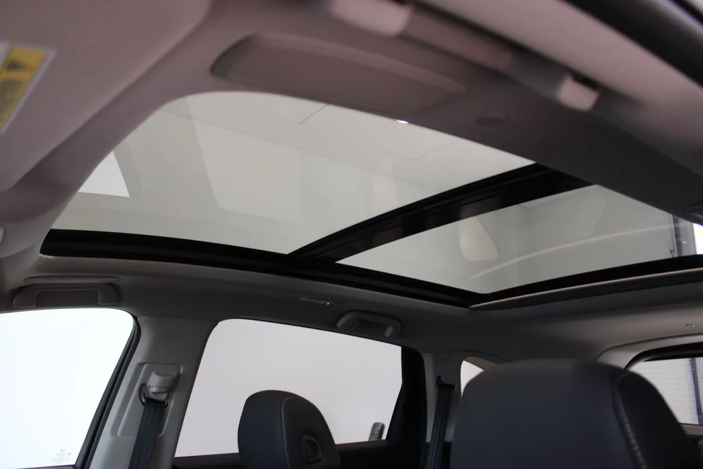 New 2026 Solar Silver Metallic Acura Technology Package image 25
