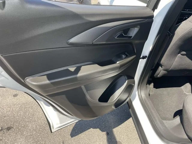 Used 2024 White Chevrolet LT image 19