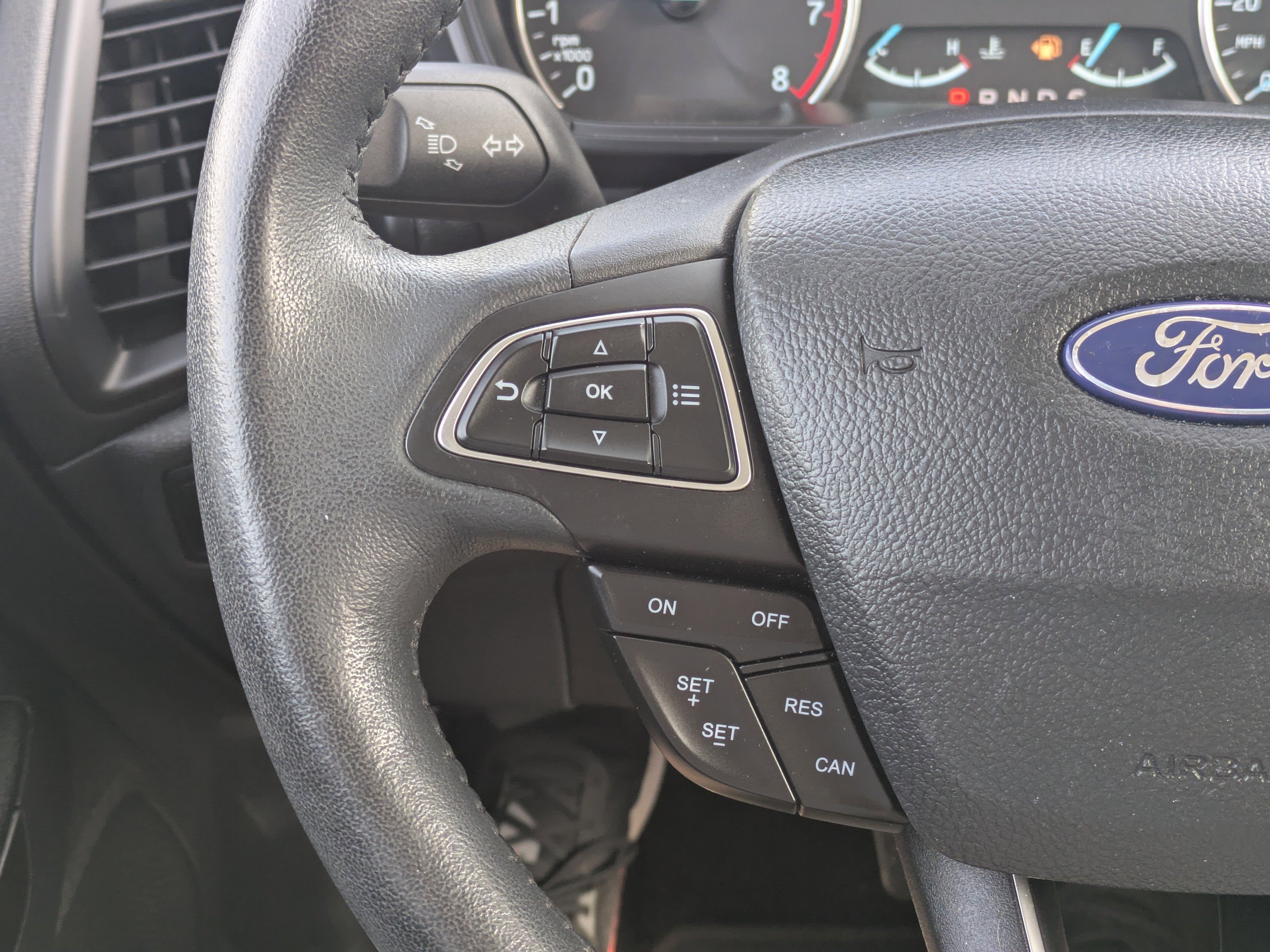 Used 2019 Smoke Metallic Ford SE image 16