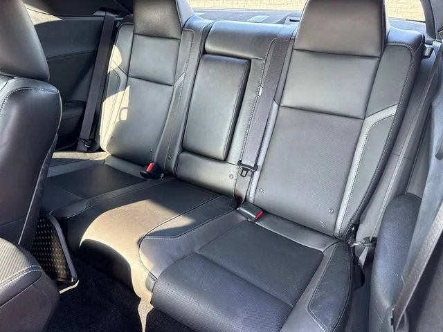 Used 2022 Green Dodge SXT image 23