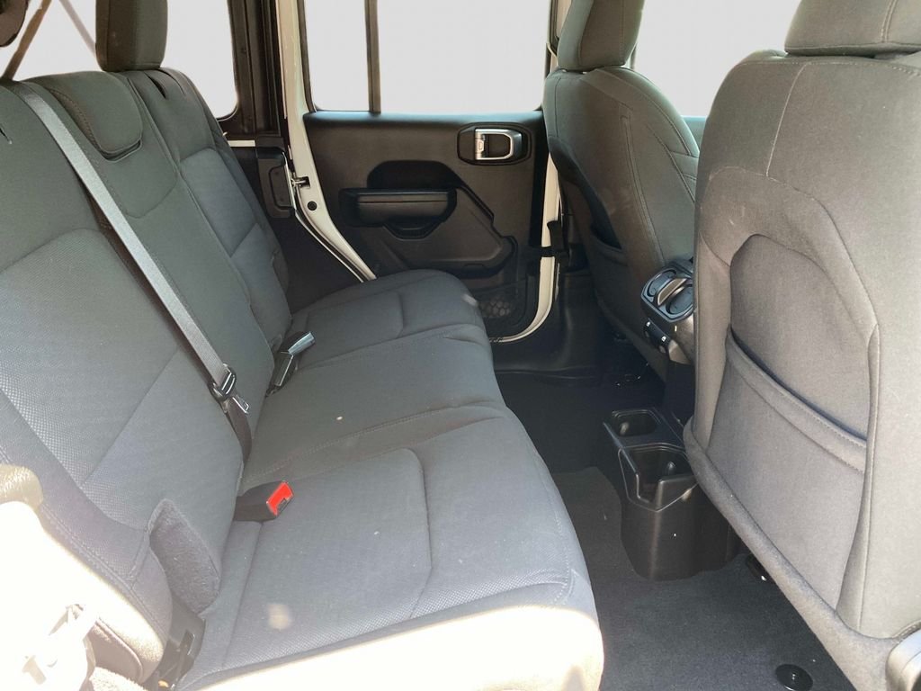 Used 2023 White Jeep Willys image 28