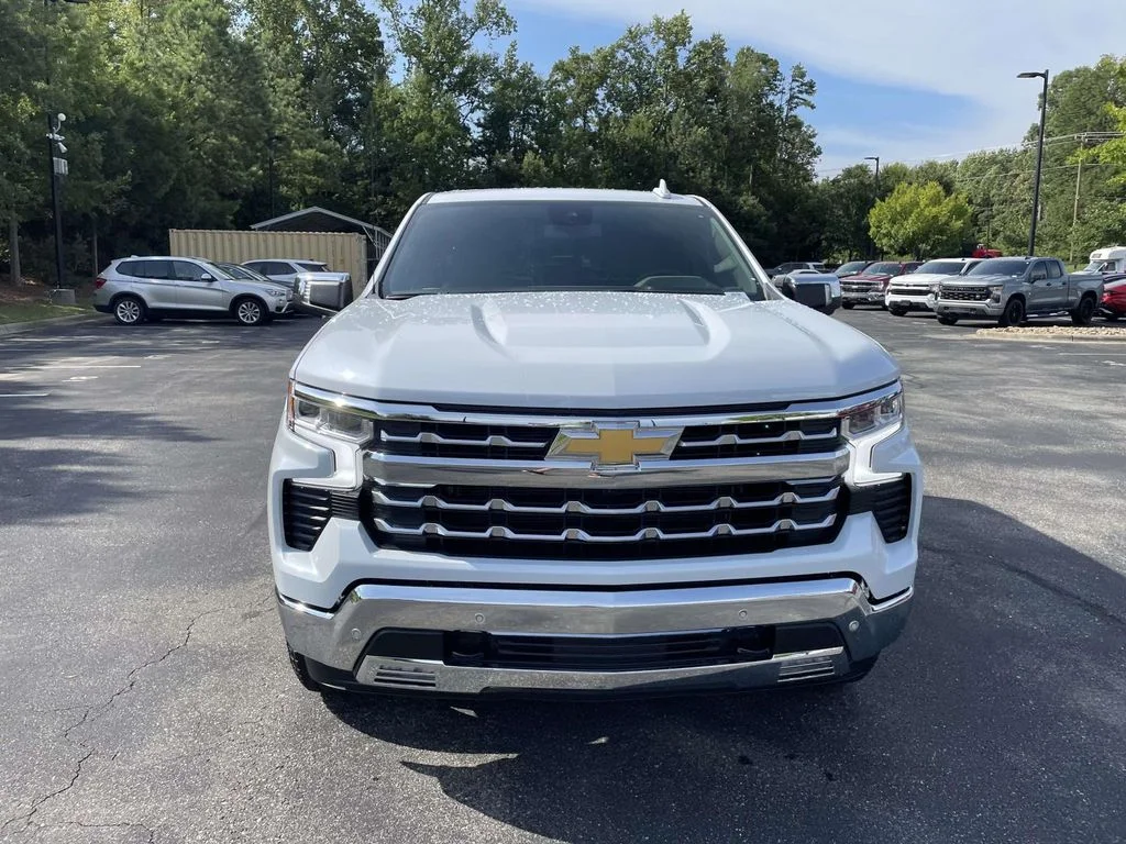 Certified Used 2026 Polar White Tricoat Chevrolet LTZ image 2