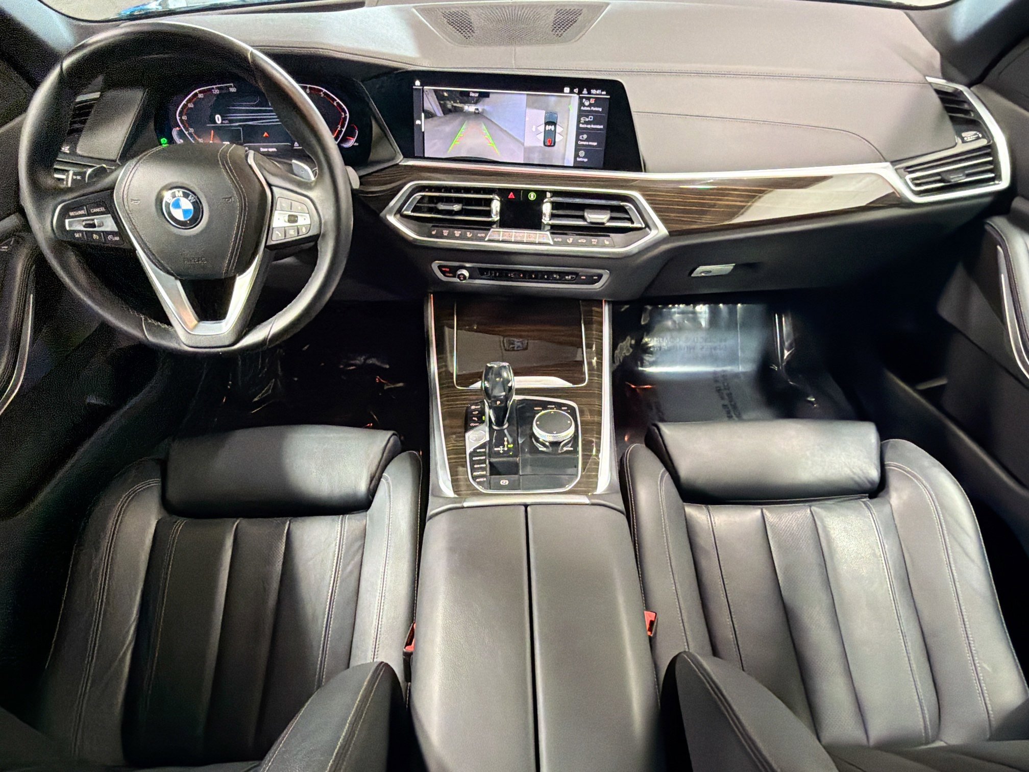Used 2020 Jet Black BMW sDrive40i image 16