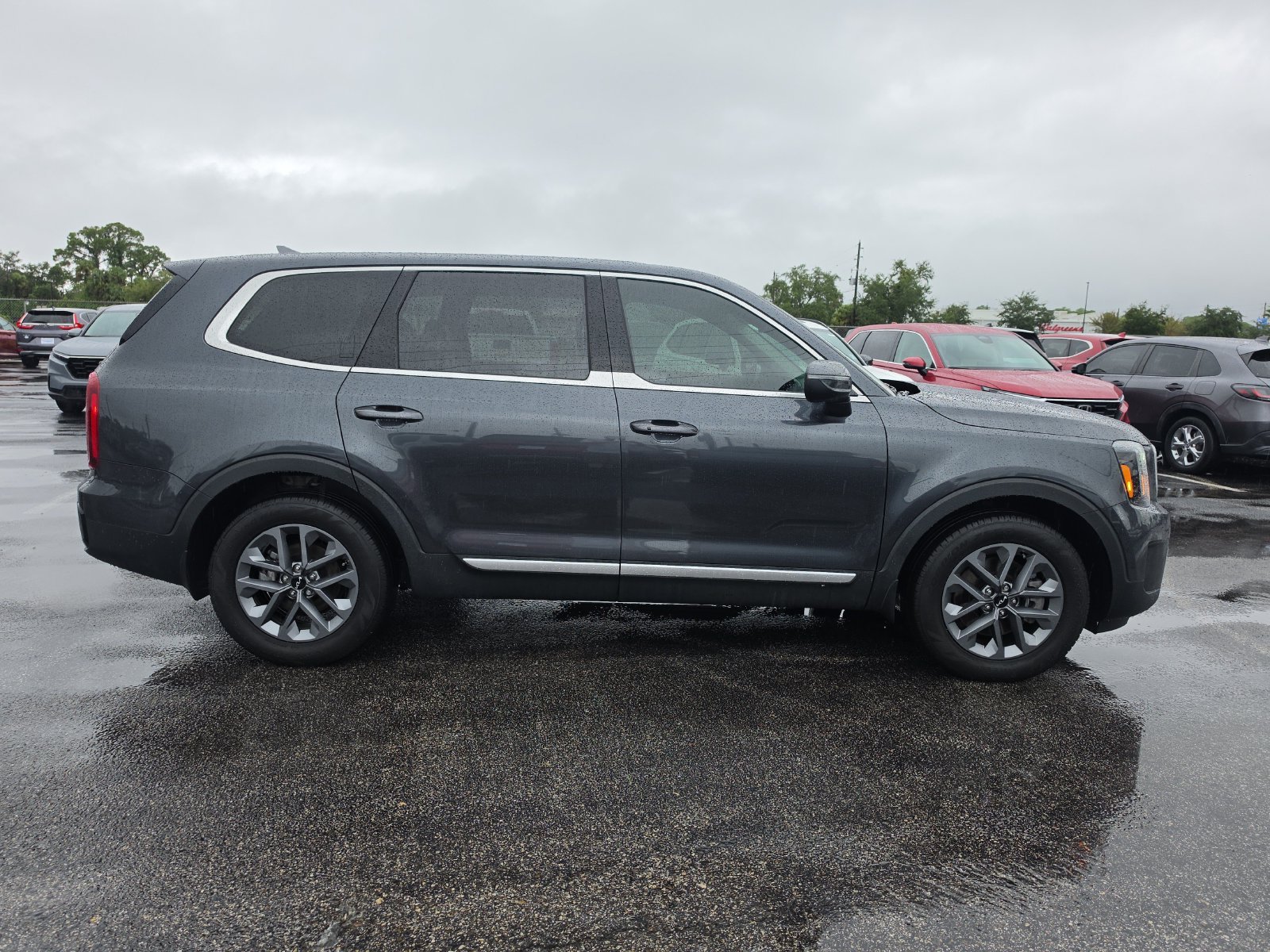 Used 2024 Gray Kia LX image 3