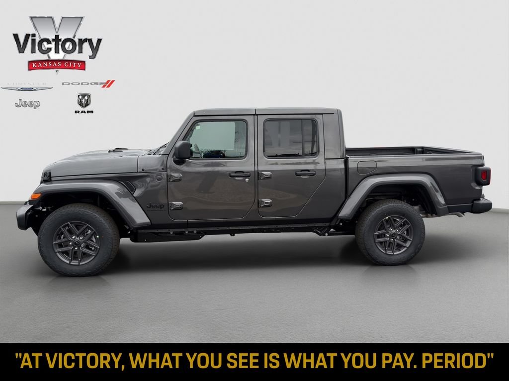 New 2026 Granite Crystal Metallic Clear-Coat Exterior Paint Jeep Sport S image 4