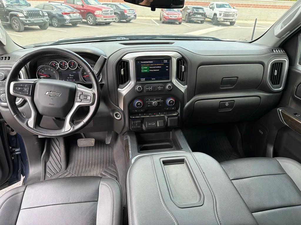 Used 2021 Blue Chevrolet RST image 22