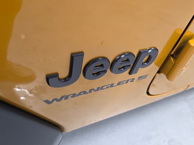 New 2026 Goldilocks Exterior Paint Jeep Sport S image 18