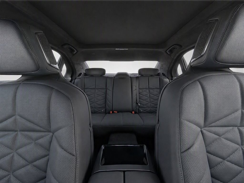 New 2027 Black Sapphire Metallic BMW  image 30