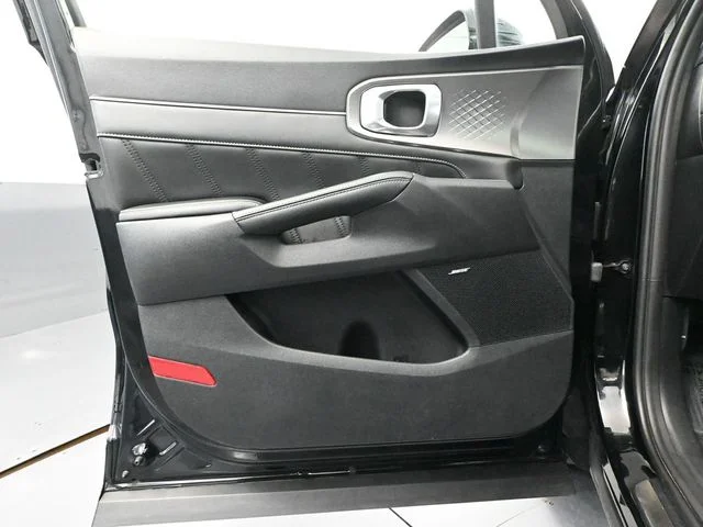 Used 2021 Black Kia SX-Prestige image 18