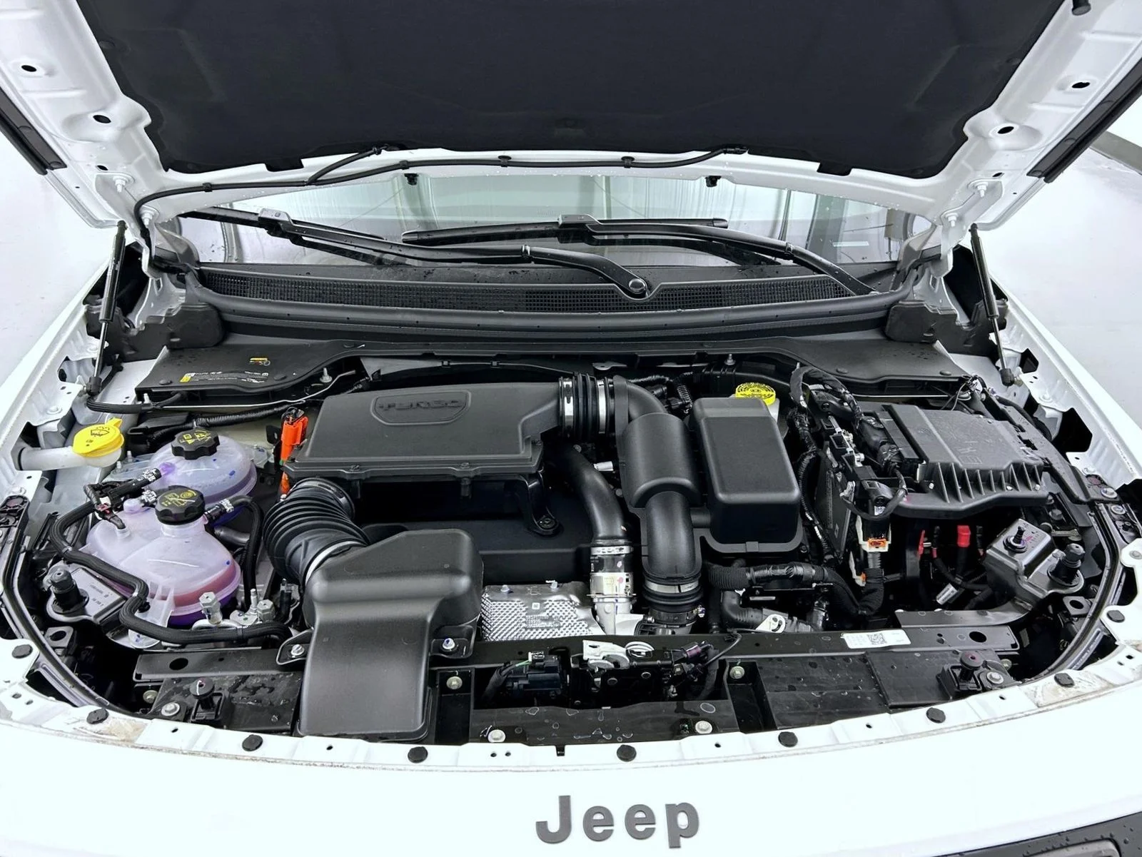 New 2026 White Jeep Laredo image 24