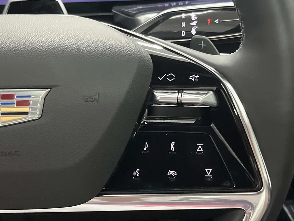 Used 2025 Crystal White Tricoat Cadillac Sport image 20