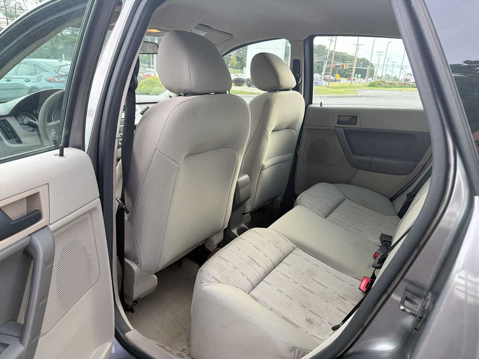 Used 2010 Sterling Grey Metallic Ford SE image 12