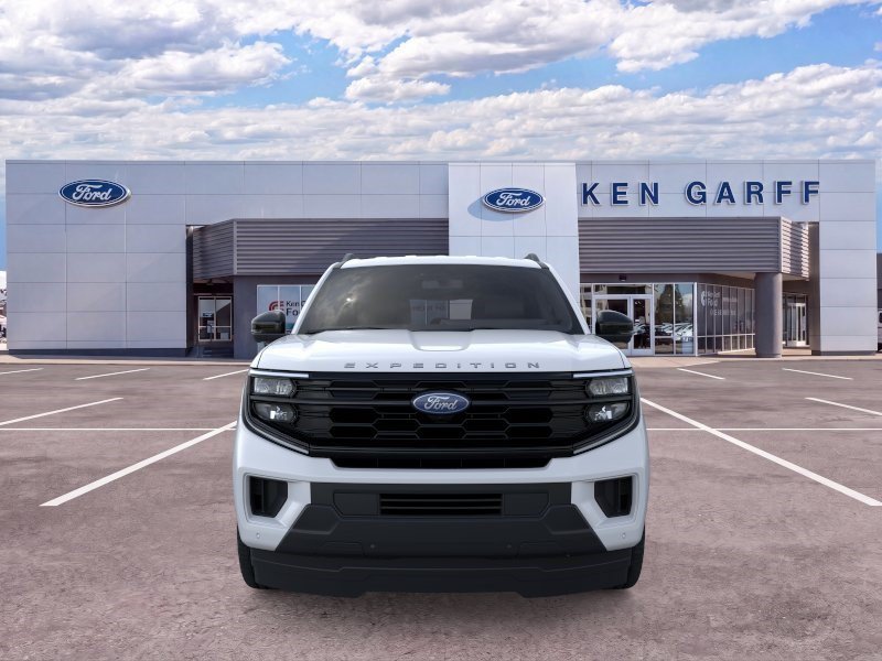 New 2026 Oxford White Ford Active image 7
