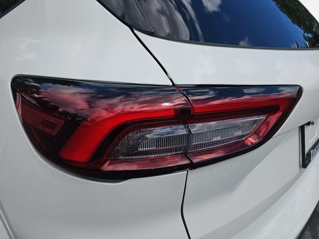 Used 2024 White Ford ST-Line Select image 34