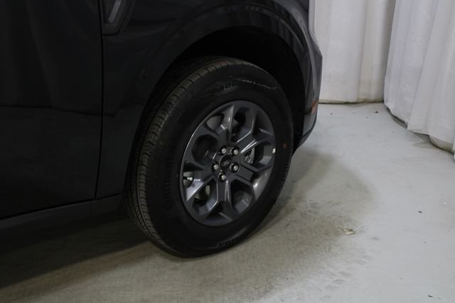 New 2026 Shadow Black Ford XLT image 27