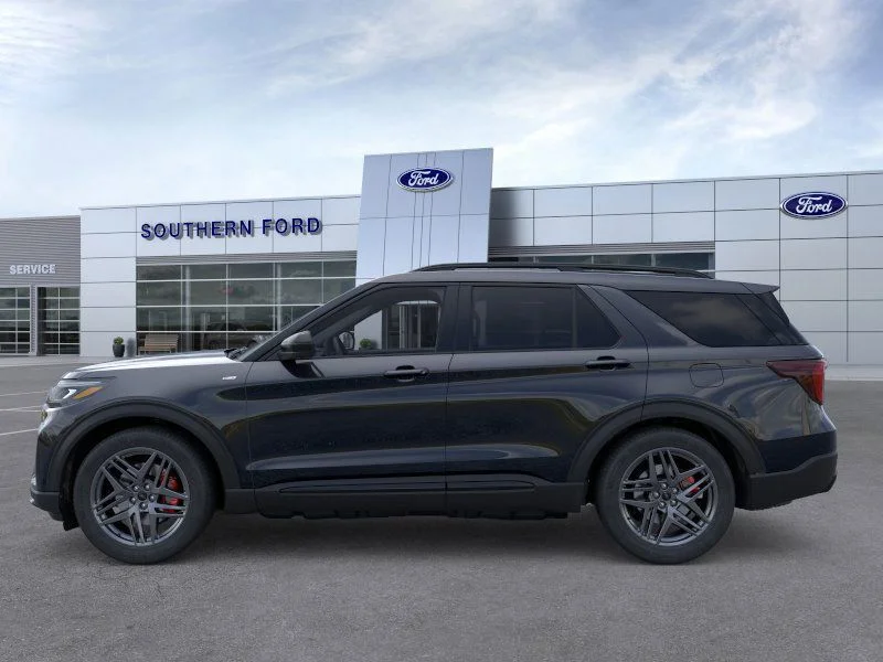 New 2026 Agate Black Metallic Ford ST-Line image 3
