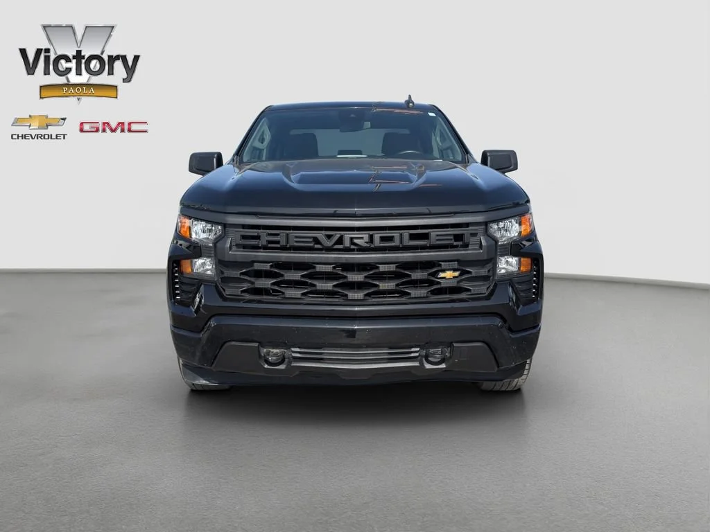 Used 2024 Chevrolet Silverado 1500 Custom with VIN 1GCPDBEK2RZ260384 for sale in Kansas City