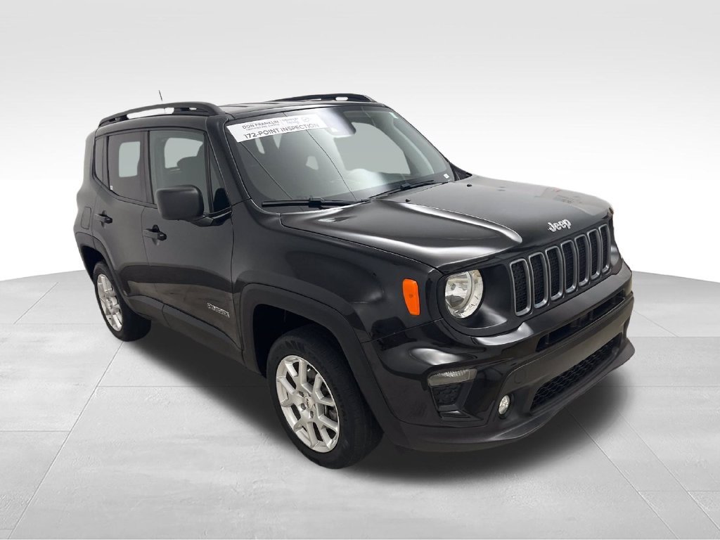 Used 2022 Black Jeep Latitude image 7