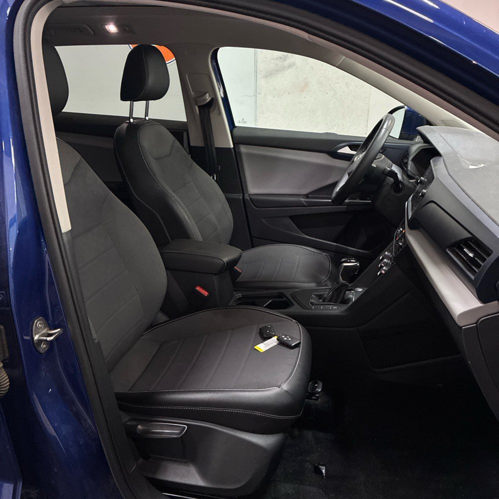 Used 2022 Blue Volkswagen 1.5T SE image 3