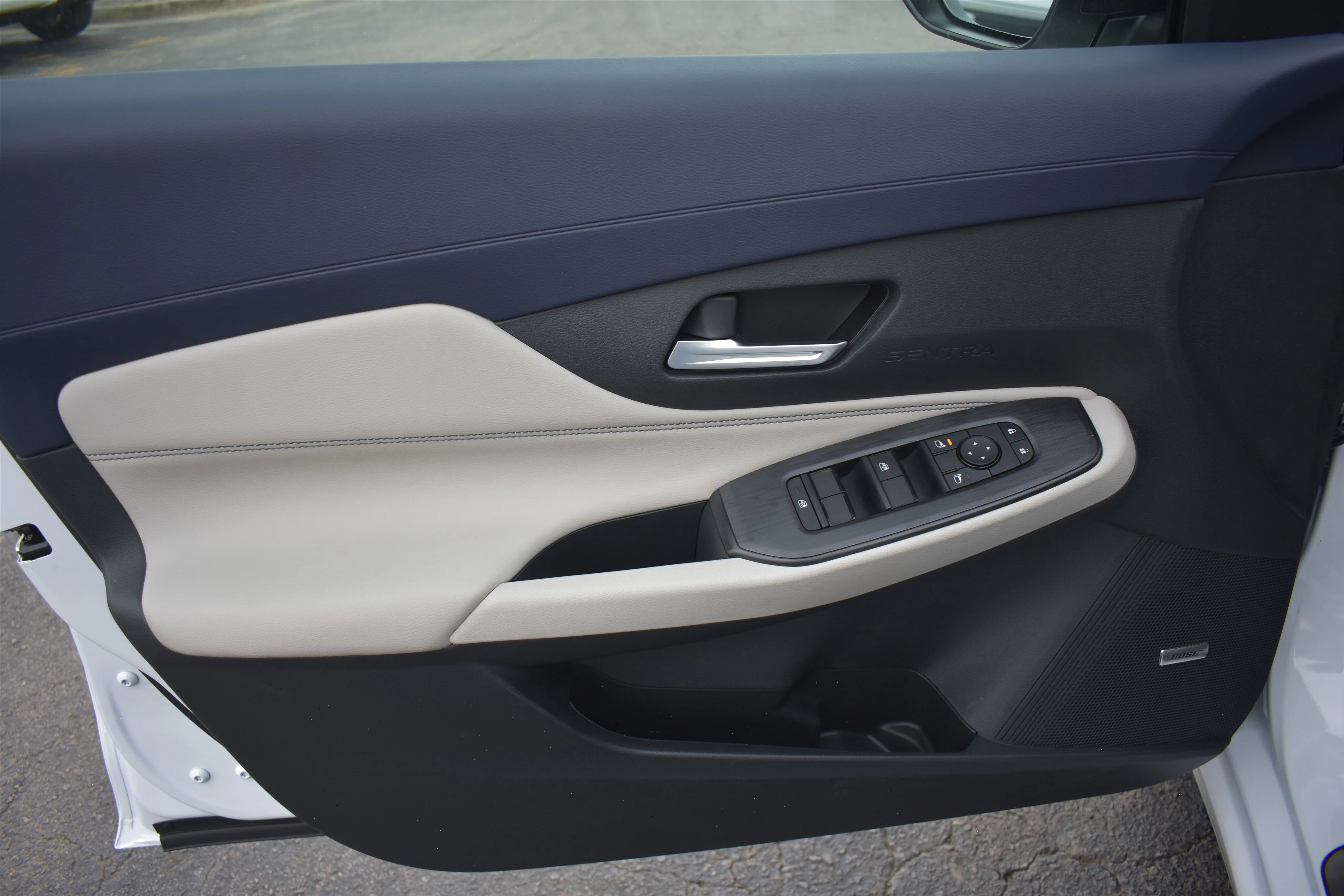 New 2026 Aspen White Tricoat Nissan SL image 12