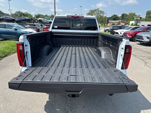 New 2026 Glacier White Tricoat GMC Denali Ultimate image 9