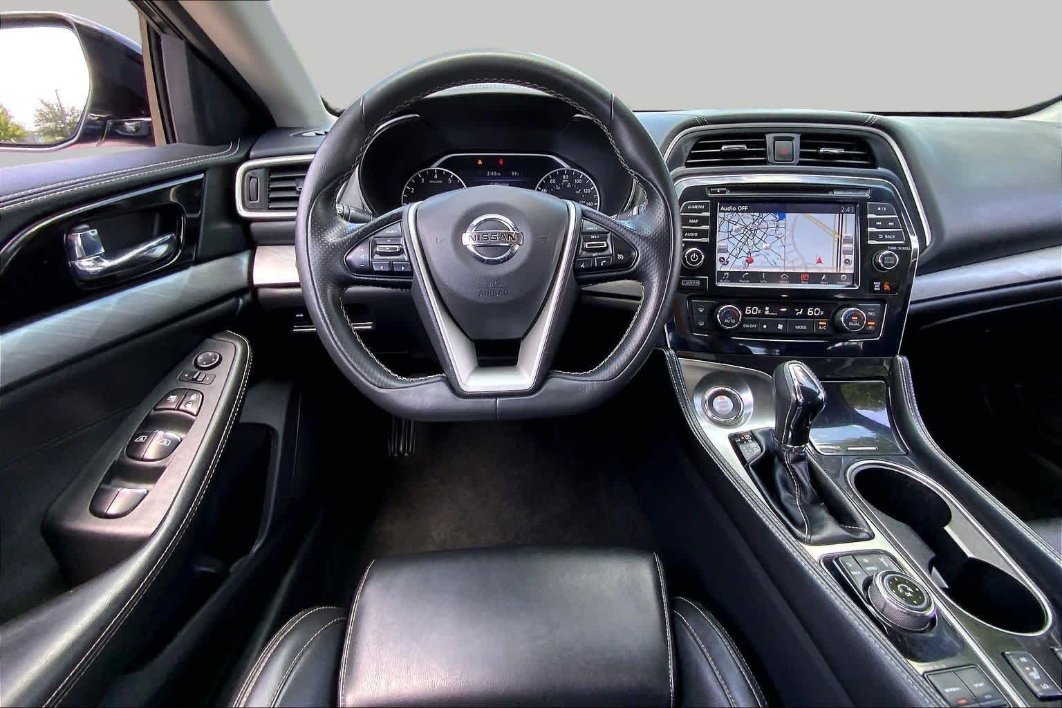 Used 2018 Deep Blue Pearl Nissan SV image 6