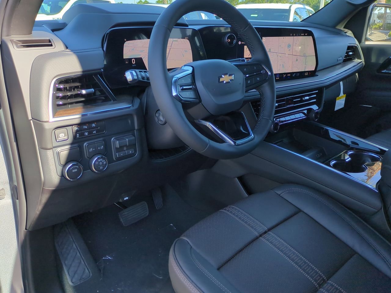 2026 Chevrolet Suburban High Country - Photo 10