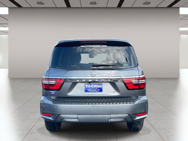 Used 2024 Gray Nissan SV image 4