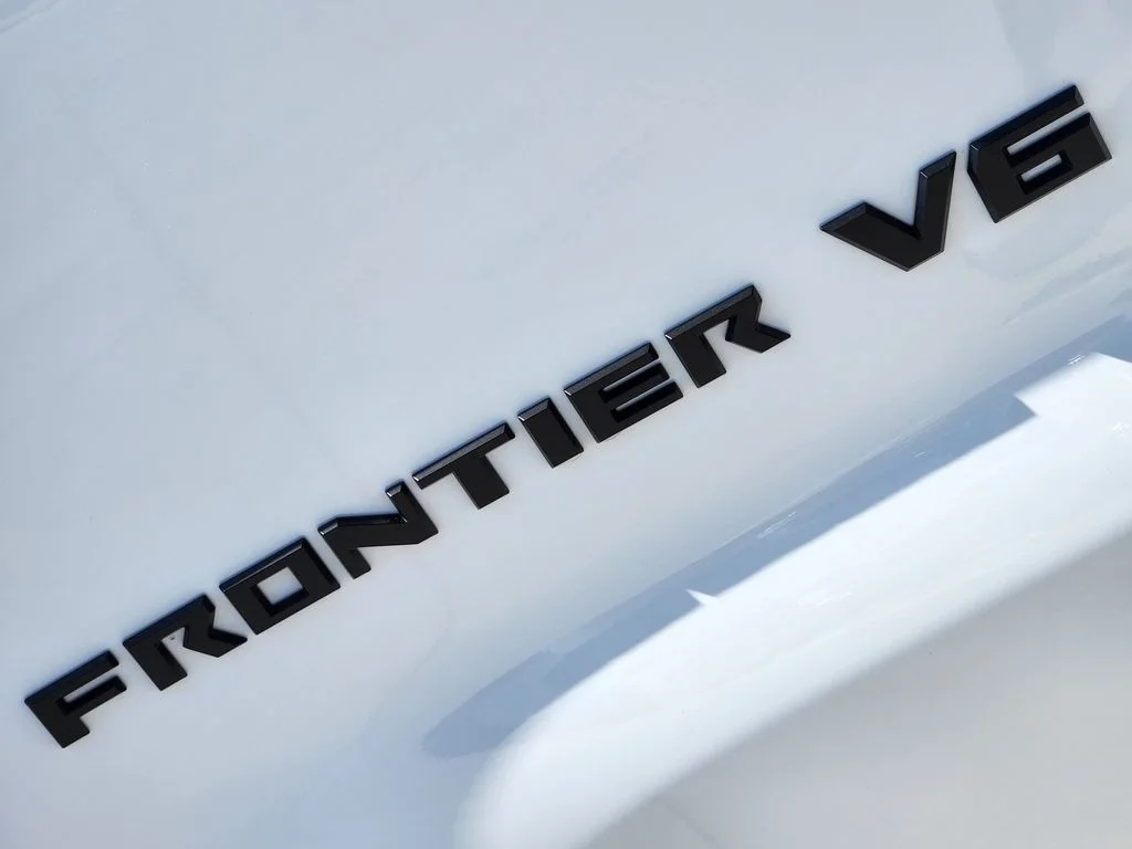 New 2027 White Nissan SV image 6