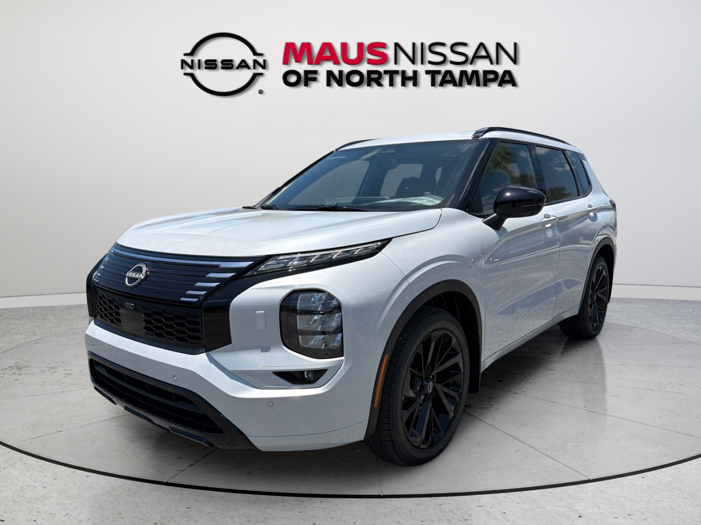New 2026 White Nissan Platinum image 4
