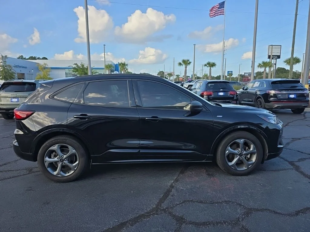 Used 2023 Black Ford ST-Line image 4