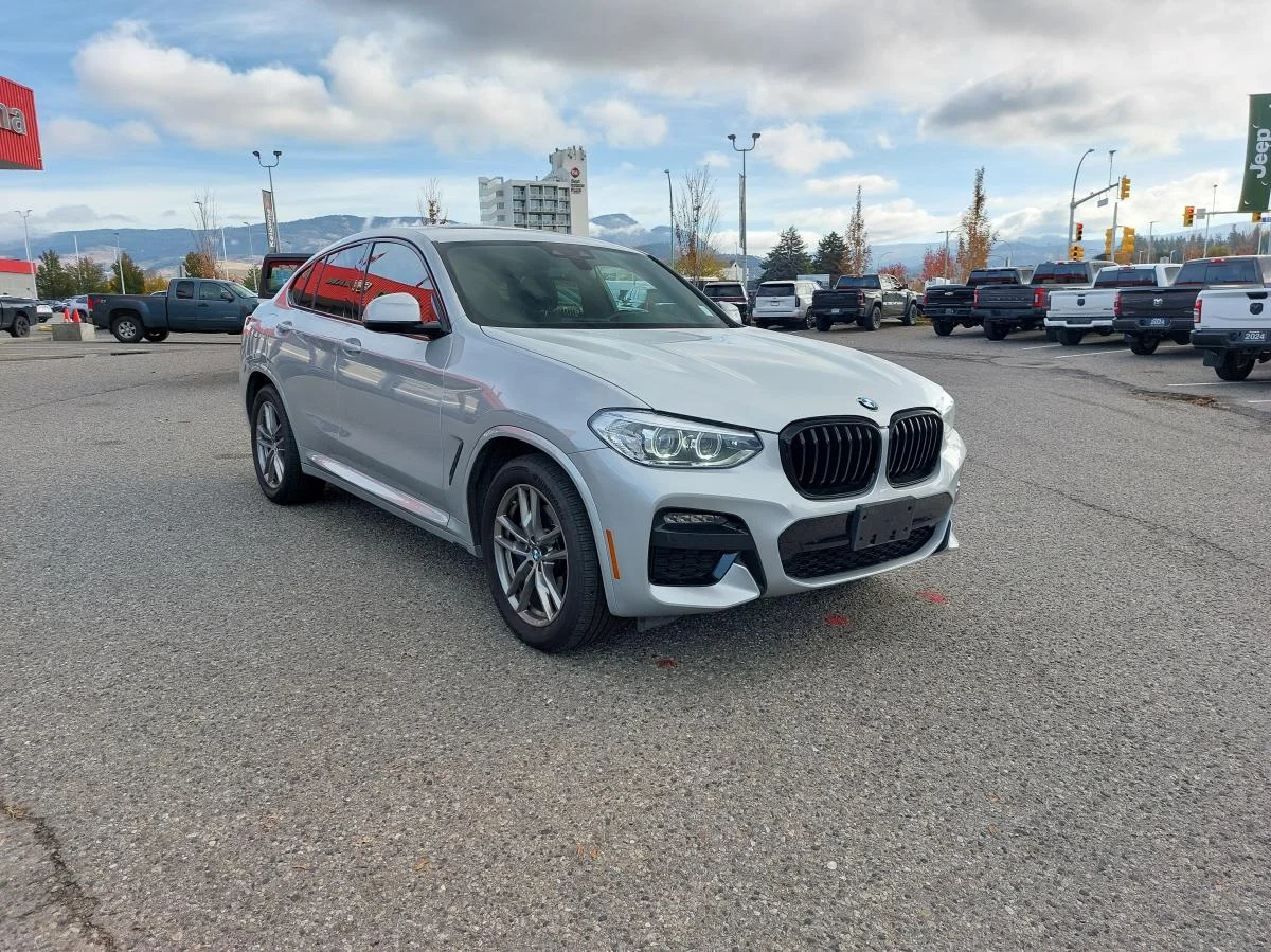 Used 2021 Dark grey BMW xDrive30i Sports Activity Coupe image 4