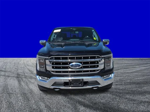 Used 2022 Blue Metallic Ford Lariat image 9