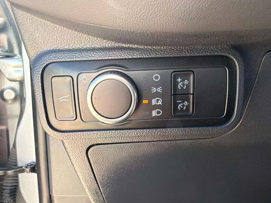 Used 2025 Silver Ford Active image 30
