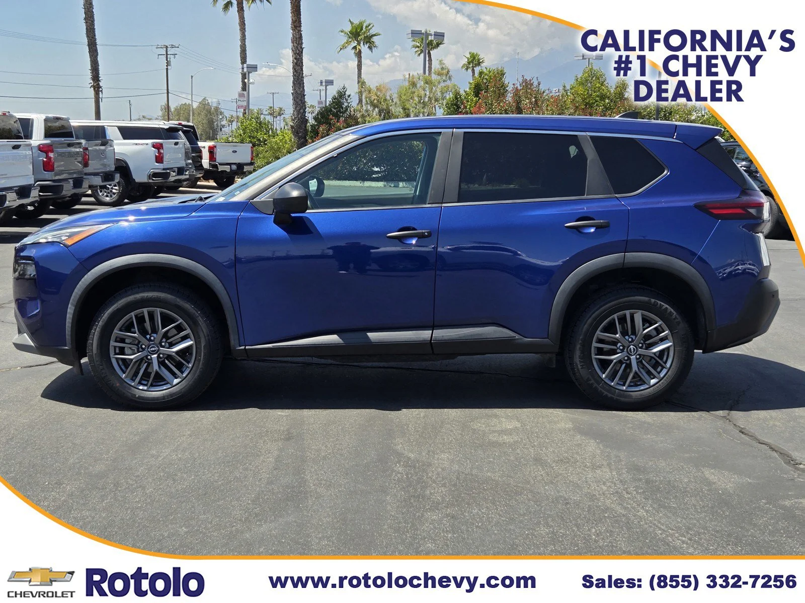 Used 2023 Caspian Blue Metallic Nissan S image 4