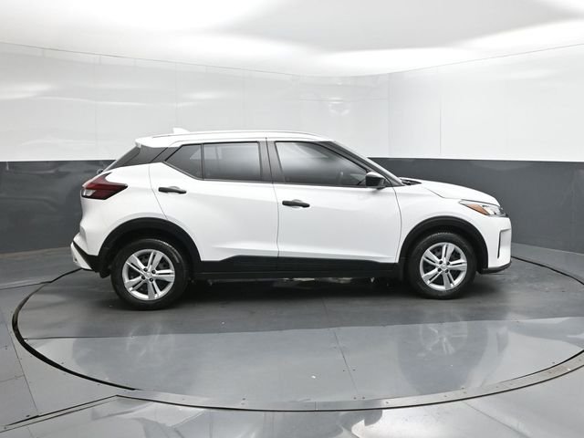 Used 2024 White Nissan S image 11