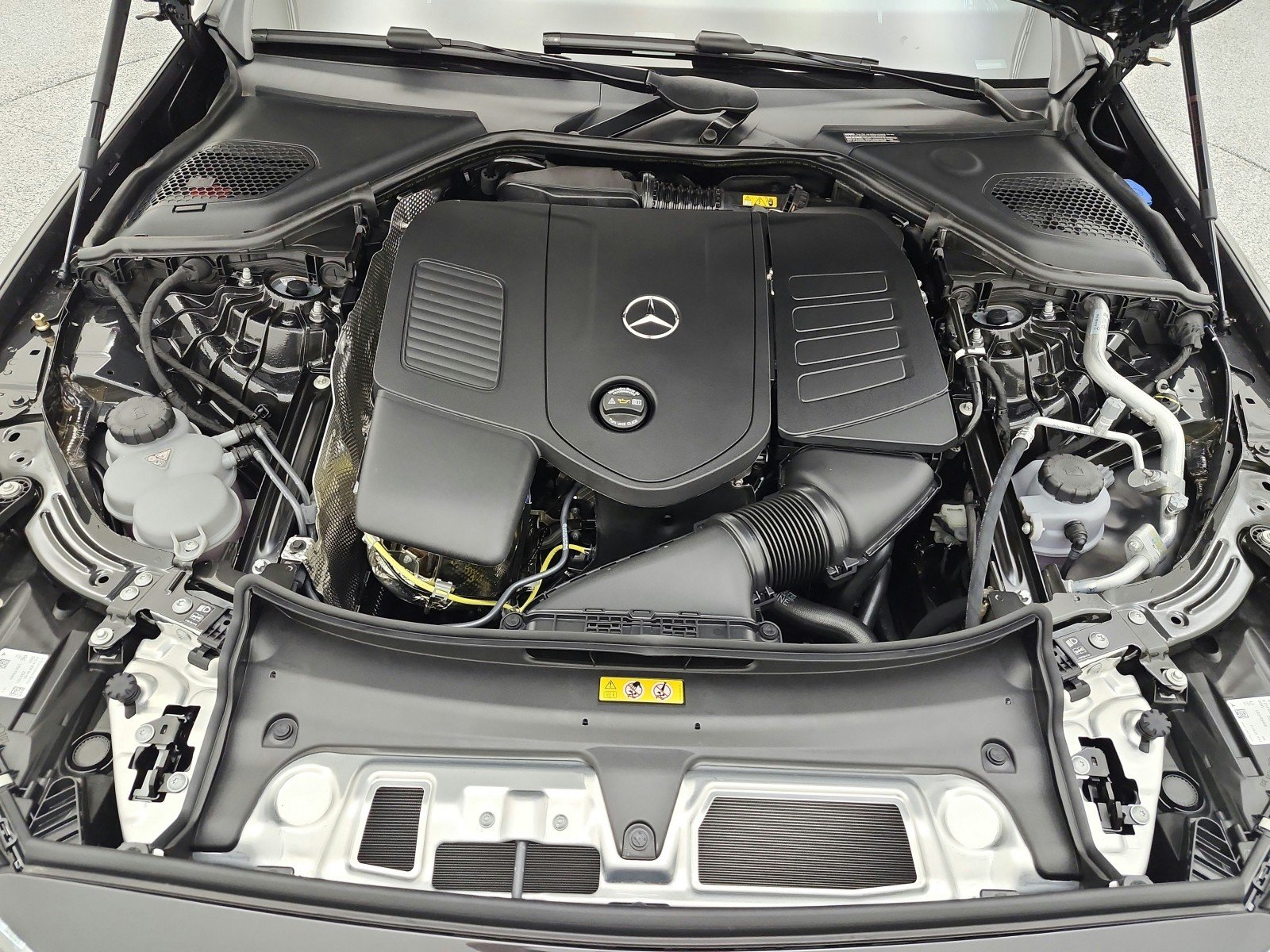 New 2026 Graphite Grey Metallic Mercedes-Benz E 350 RWD Sedan image 12